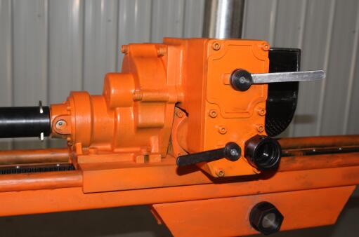 安全生產我保證，啟睿鉆機性能安全雙腿走