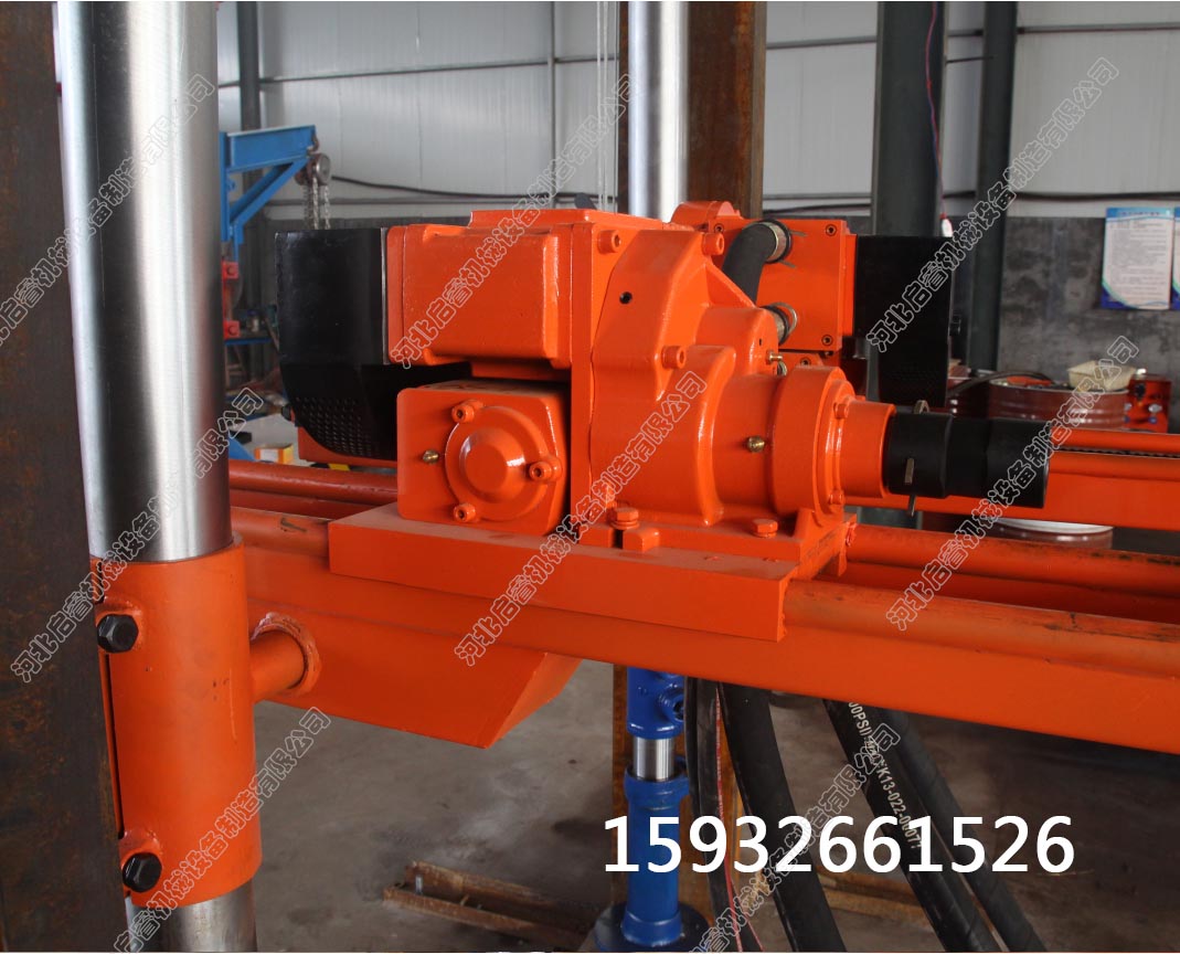 氣動(dòng)架柱式鉆機(jī)廠家這么多，鉆機(jī)好用耐用才可靠