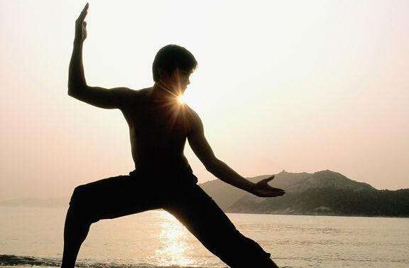 不管傳統武術的是是非非，啟睿更關心礦用鉆機這片江湖