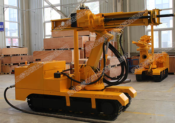 氣動(dòng)履帶式鉆機(jī)：煤礦井下操作簡(jiǎn)單的高效鉆機(jī)。